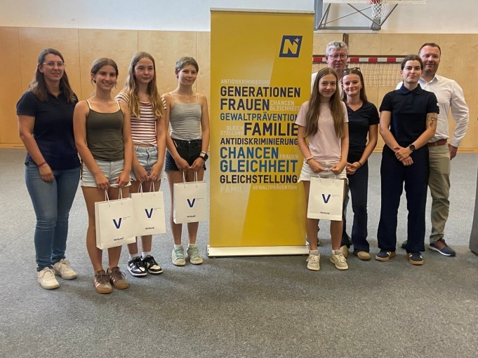 Siebter Platz Rätselrallye Gruppe: „VIPs“ MS Neuhofen, VERBUND