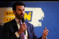 LH-Stv. Landbauer: 100.000 Euro für die Modernisierung der Kunsteisarena Ternitz