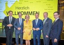 von links nach rechts: Staatssekretär Alexander Pröll, der ehemalige Generalanwalt Erwin Hameseder,  Landeshauptfrau Johanna Mikl-Leitner,  Bundesminister Wolfgang Hattmannsdorfer, Generalanwalt Erwin Tinhof und Generalsekretär Johannes Rehulka.