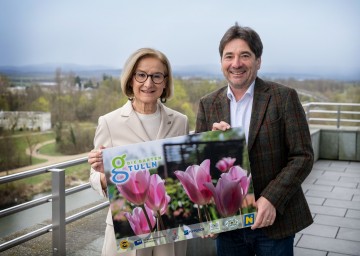 Landeshauptfrau Johanna Mikl-Leitner mit Franz Gruber, Geschäftsführer der Garten Tulln.