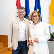 Landeshauptfrau Johanna Mikl-Leitner mit dem neuen künstlerischen Leiter Grafenegg, Johannes Neubert.